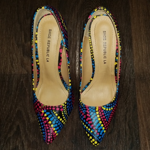 Shoes - Picture 3 of 3